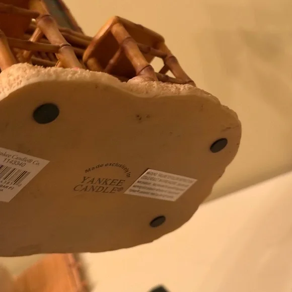 Yankee Candle resin Bamboo Tiki Bar Decor tea light 11” - Picture 2 of 9